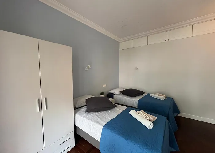 Vatican Family House 2 Baths & 3 Appartement